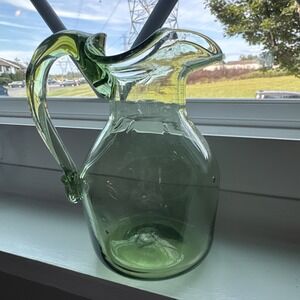 Green Vintage Ruffled Rim Applied Handle Blown‎ Art Glass Pitcher 5 inch